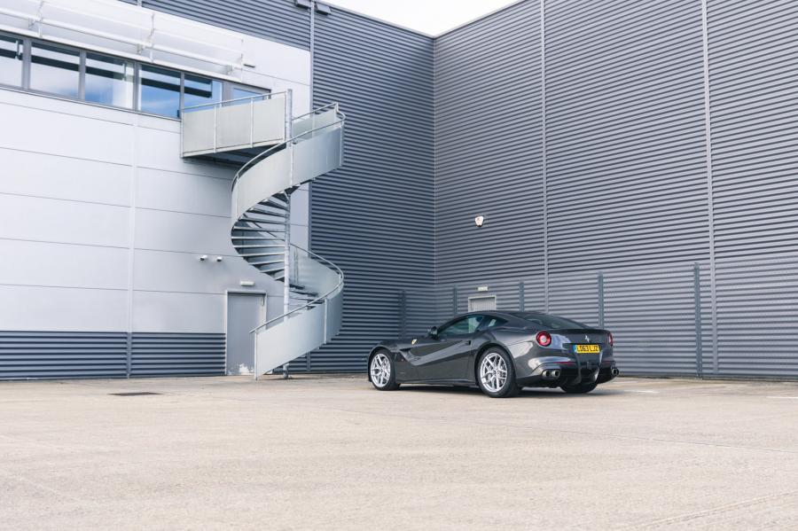  Ferrari F12berlinetta 2014 года  (UK) (фото 200 из 276)